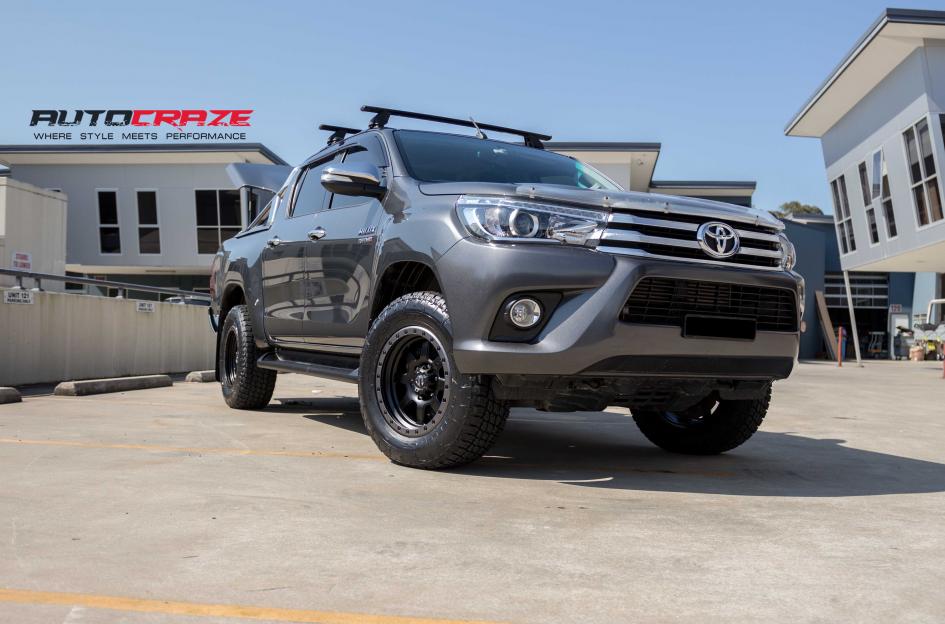 TOYOTA HILUX N80 4WD TROPHY MATTE BLACK WITH ANTHRACITE RING